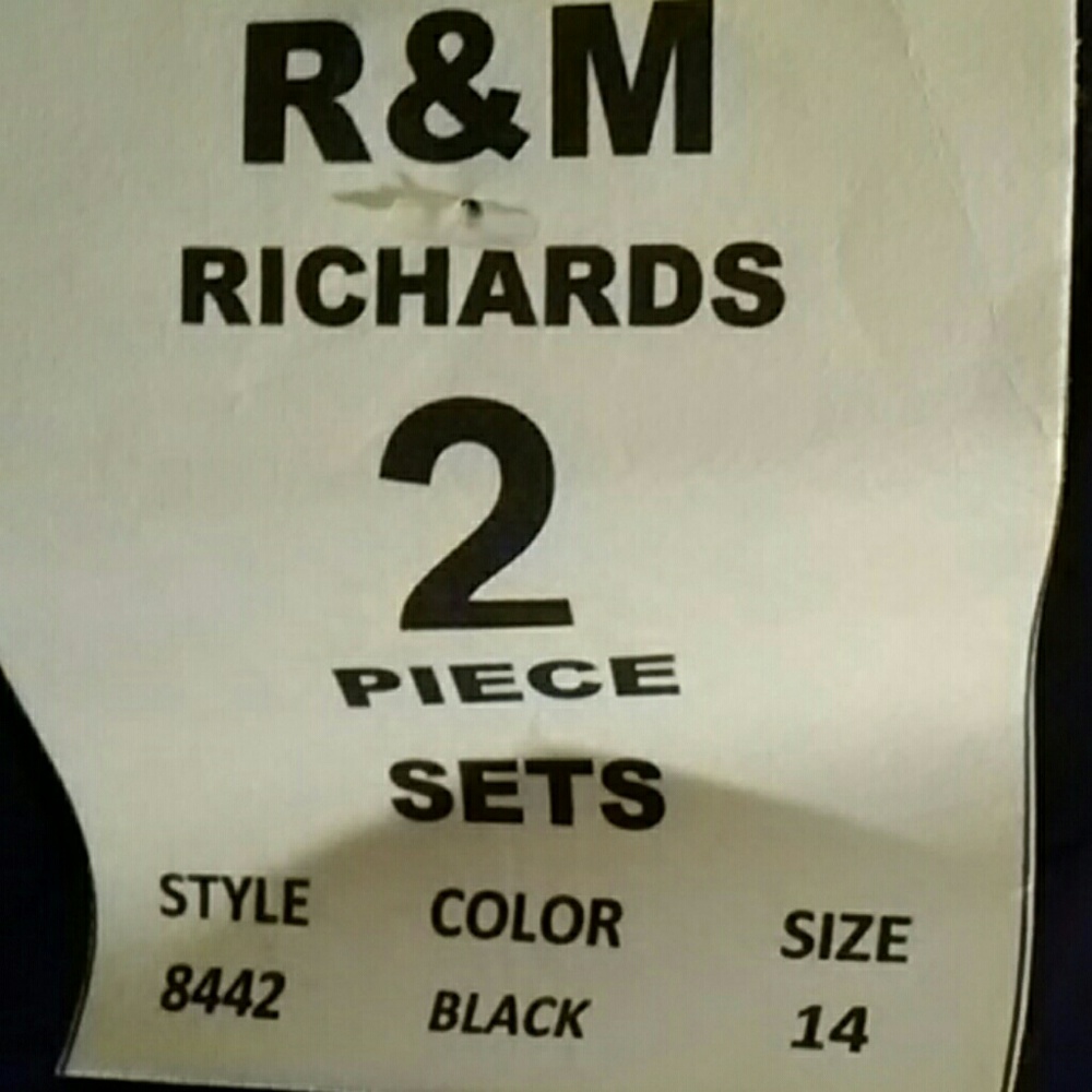 New with tags 2 PC cocktail dress with jacket - Picture 7 of 8